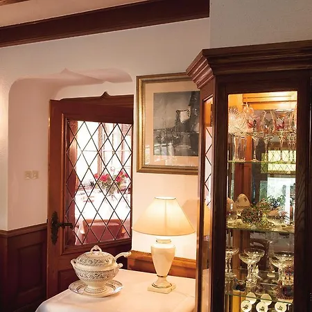 Kinnen Ξενοδοχείο 3*